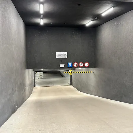 Apartament Złotowłosa Na Fuzji, Parking Podziemny Gratis !!! Klimatyzacja, Wejście Na Kod, Wifi, Fv Łódź