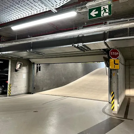 Złotowłosa Na Fuzji, Parking Podziemny Gratis !!! Klimatyzacja, Wejście Na Kod, Wifi, Fv * Łódź