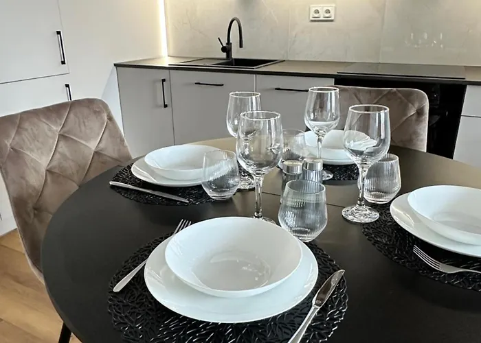 Zlotowlosa Na Fuzji, Klimatyzacja, Wejscie Na Kod, Wifi, Fv Łódź