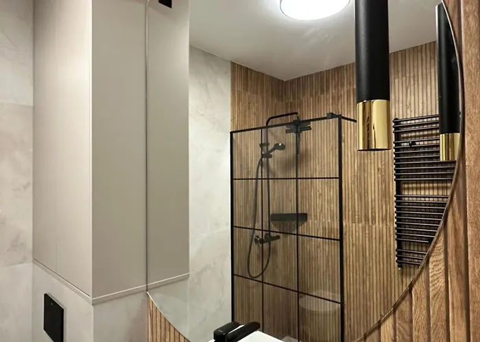 Zlotowlosa Na Fuzji, Klimatyzacja, Wejscie Na Kod, Wifi, Fv *